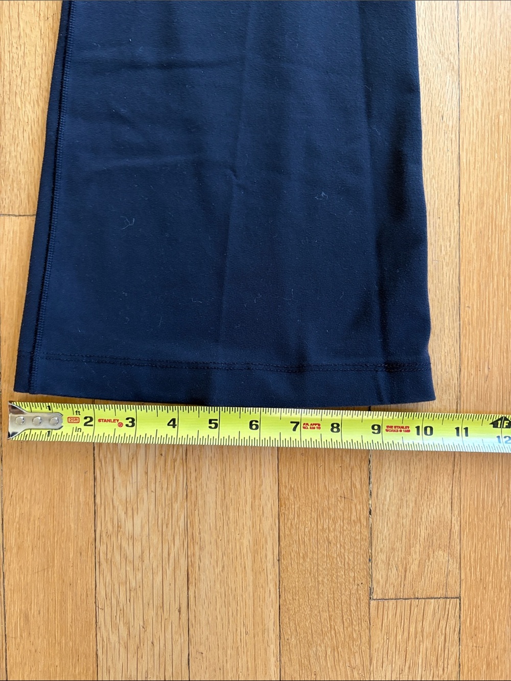Lululemon size 10 Black Flared Yoga Pants with High Waist - Picture 6 of 8
